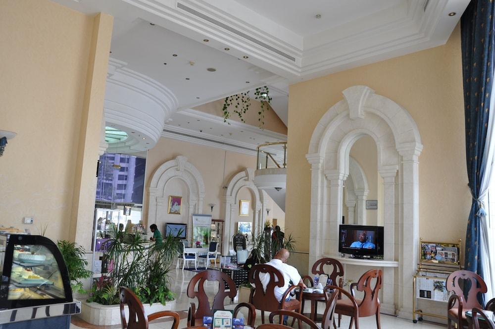 Grand Continental Hotel Abu Dhabi Exterior foto